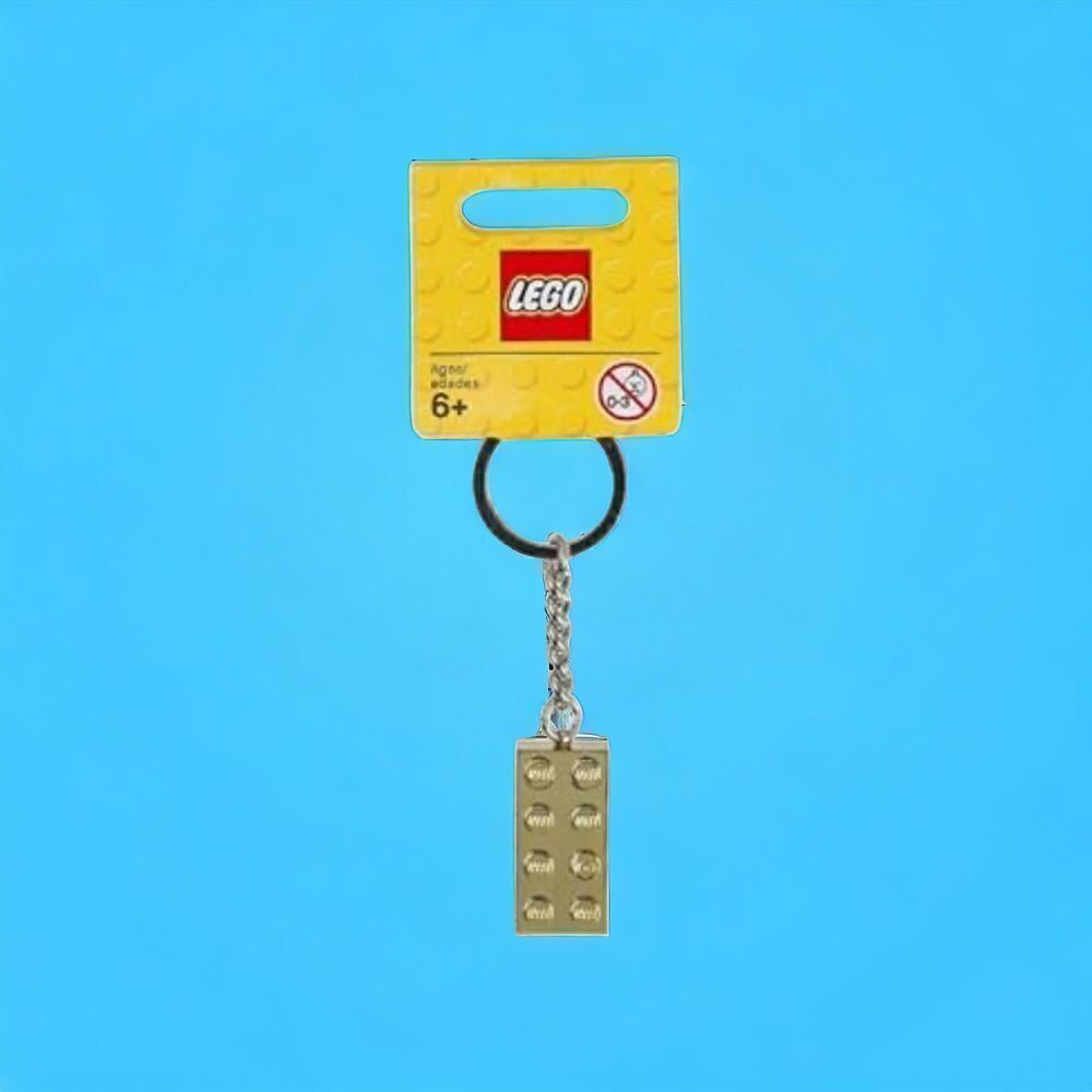 LEGO Classic 2 x 4 Brick Metallic Gold Keychain 850808 - Picture 4 of 6